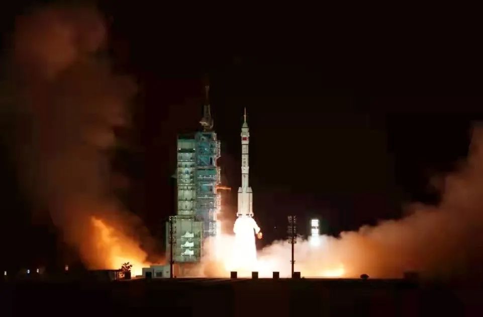 窗造不凡，轩尼斯门窗以航天品质逐梦星辰万里