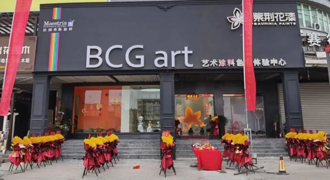 地产行业频繁“暴雷”，涂料企业加速布局零售渠道的意义究竟在哪？